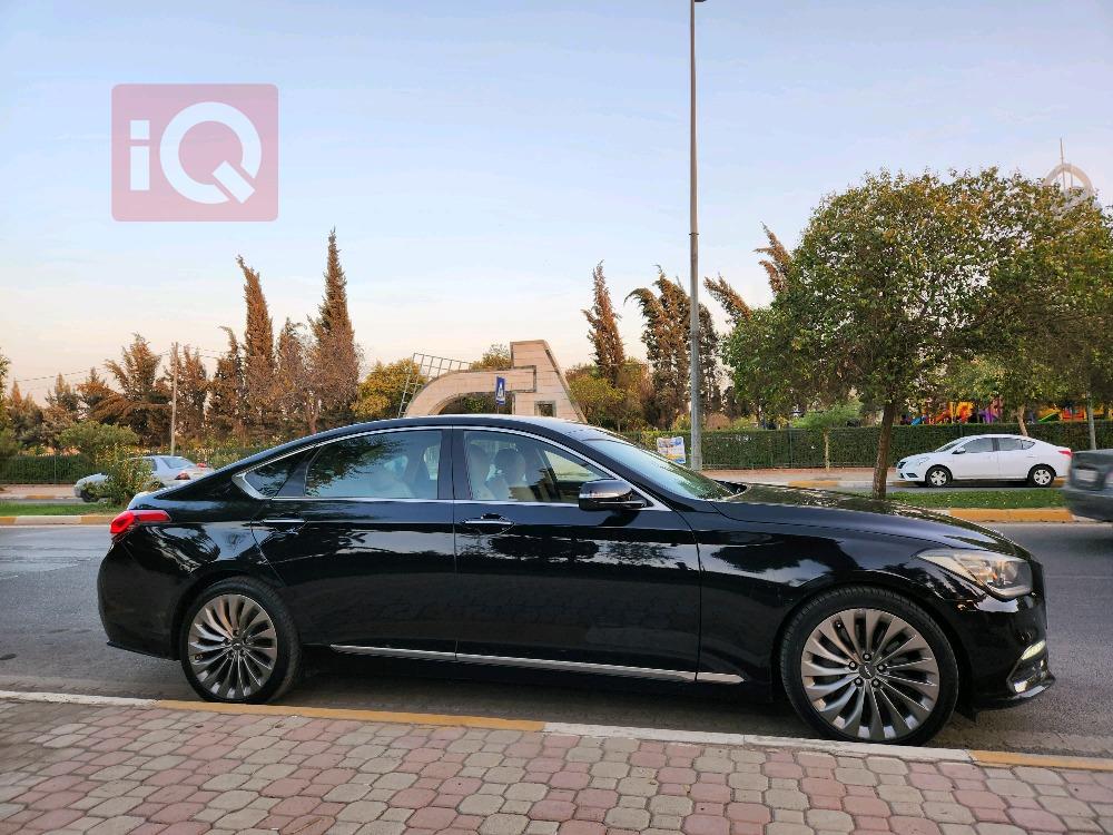 جنسس G80